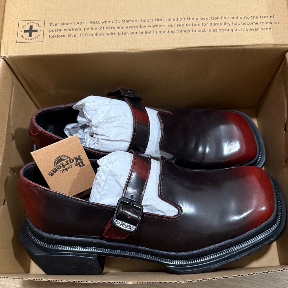 Dr.Martens Maybole Square Toe Mary Jane Shoes